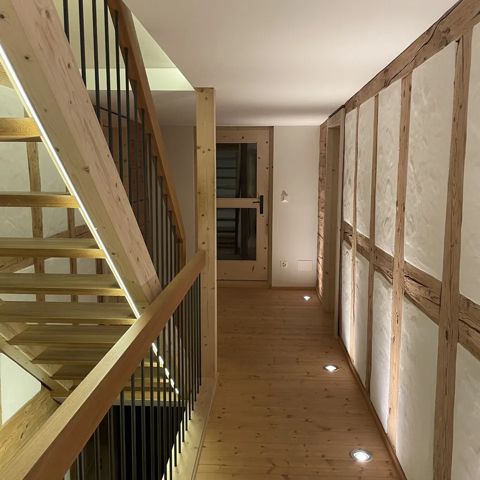 Schönes WG-Zimmer auf dem Hof
