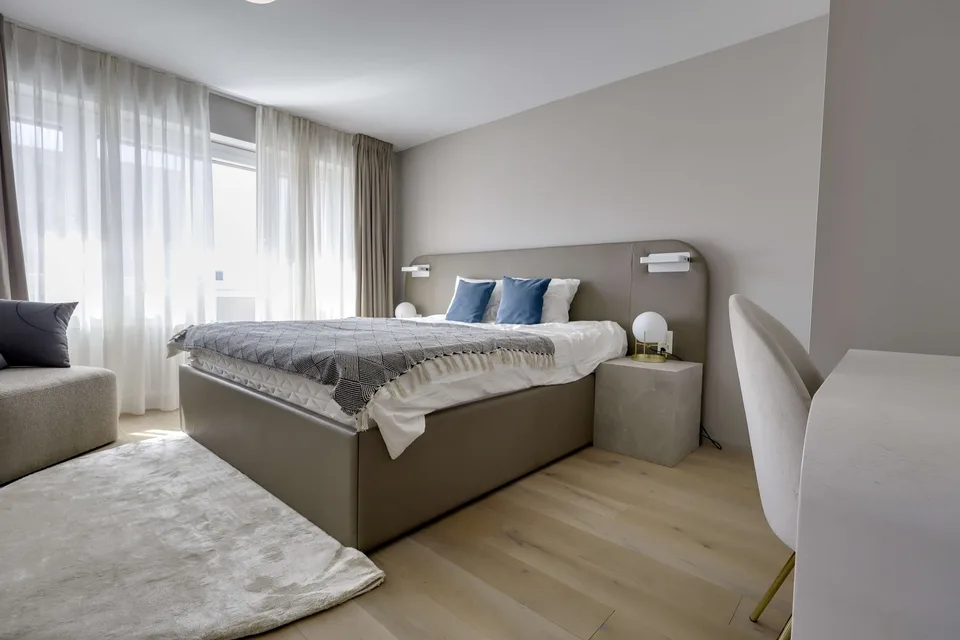 Coliving with Lake Access and Career Opportunities in Baar