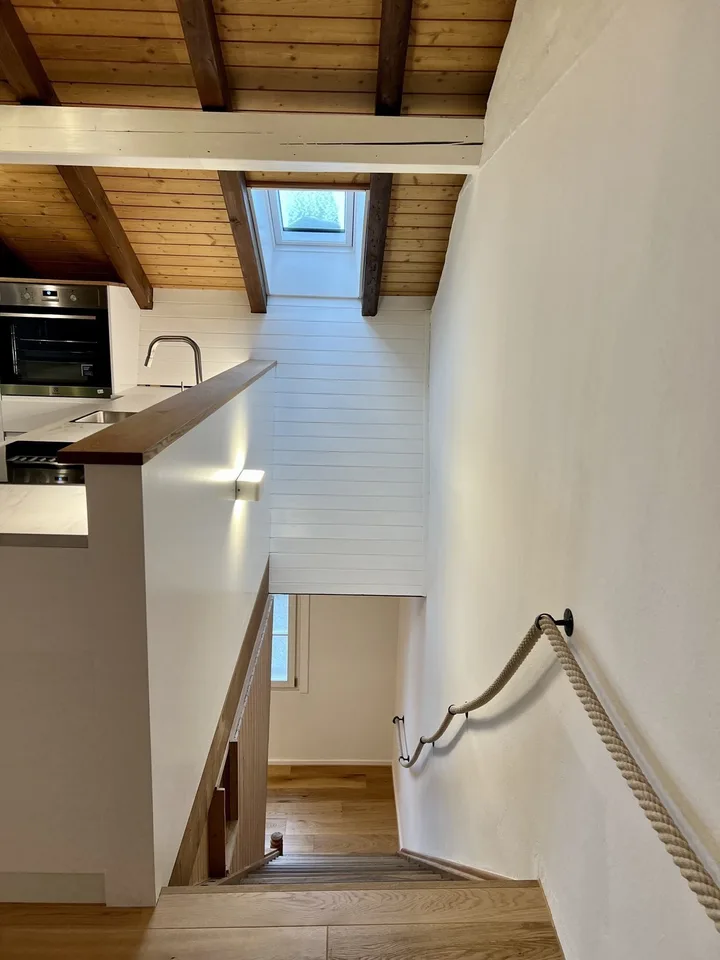 Renovierte Dachwohnung nähe Stäfa Rebberg Lattenberg