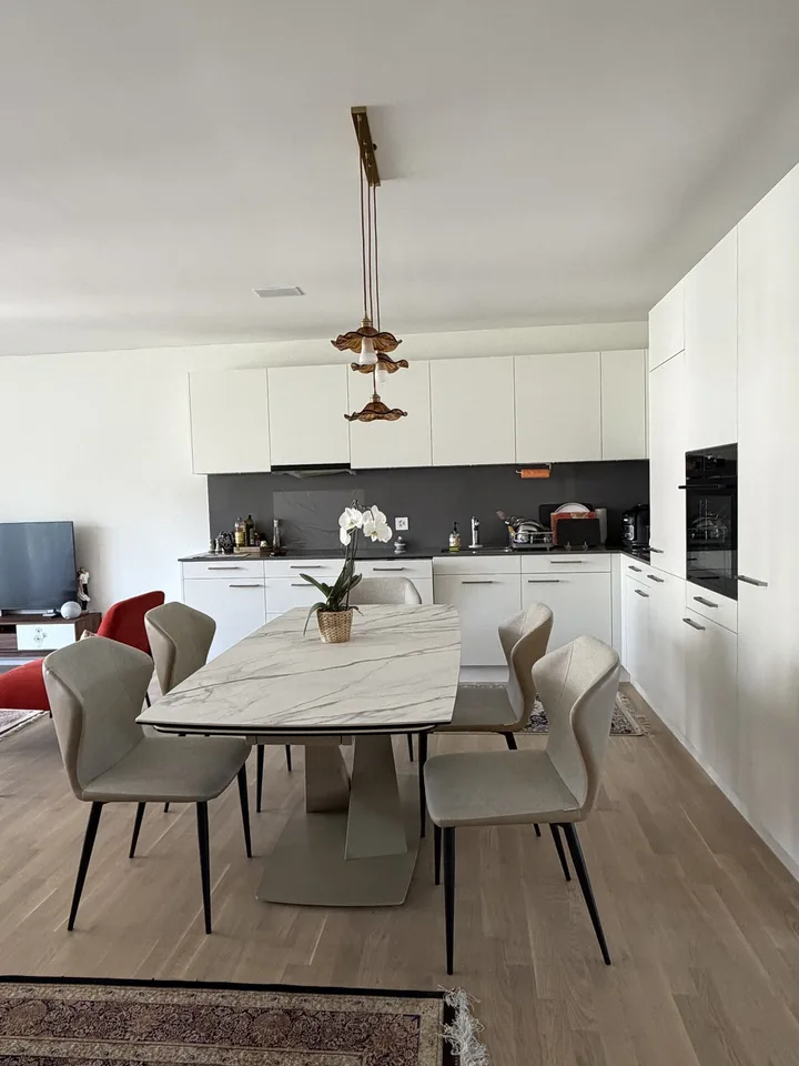 Stunning views on Lake Zurich - Beautiful 4.5-room apartment