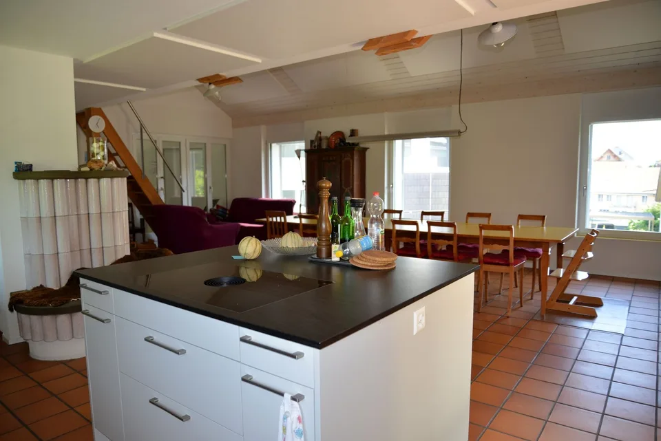 Grosses Zimmer in Premium Hausgemeinschaft mit Sitzplatz