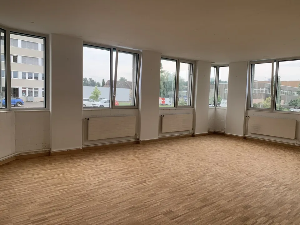 Heller Gewerberaum zu vermieten – photo 6 of 6