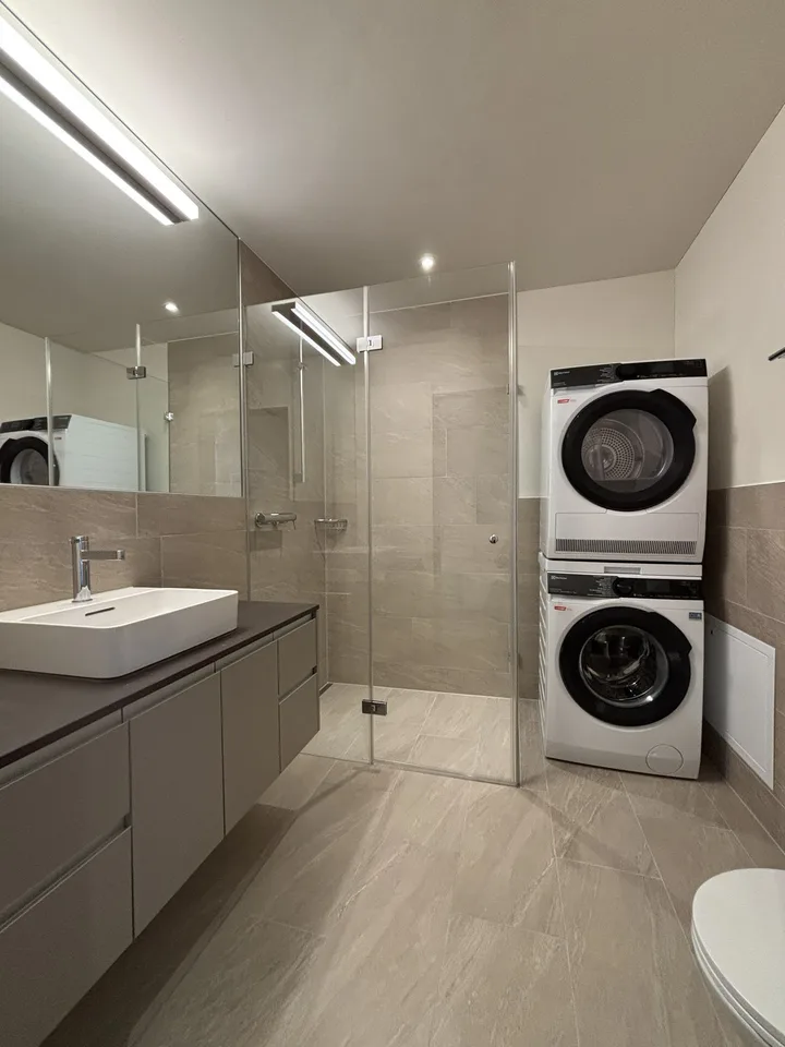 Neubau 3.5 Zimmer-Attika-Wohnung mit zwei Terrassen wundervoller Aussicht