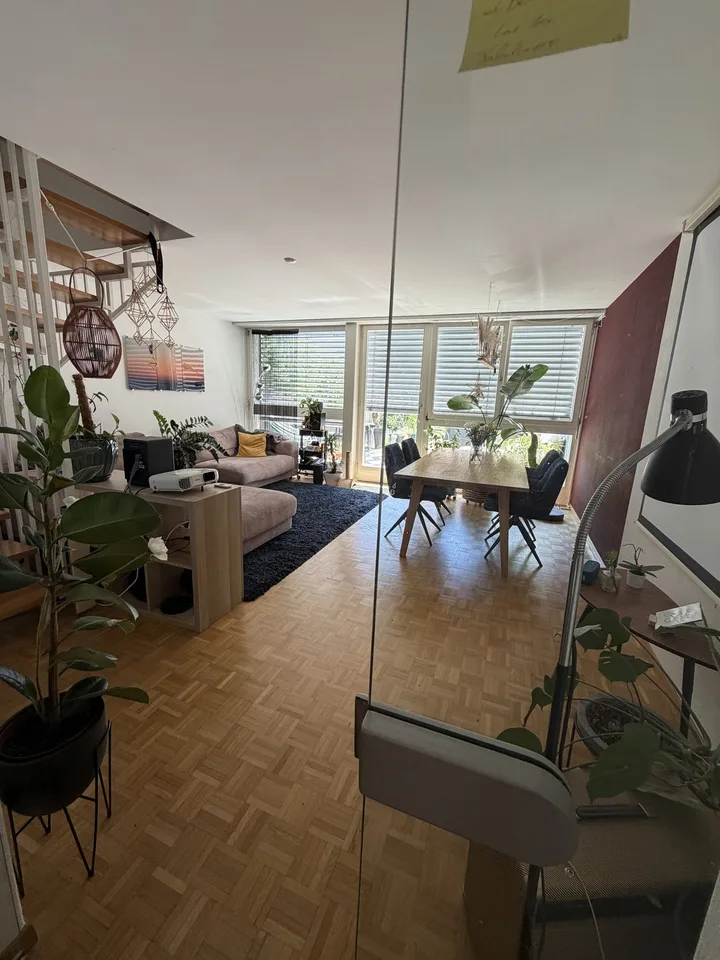 Bright Room for Commuters / Part-Time Rent in the Zurich/Zug Area