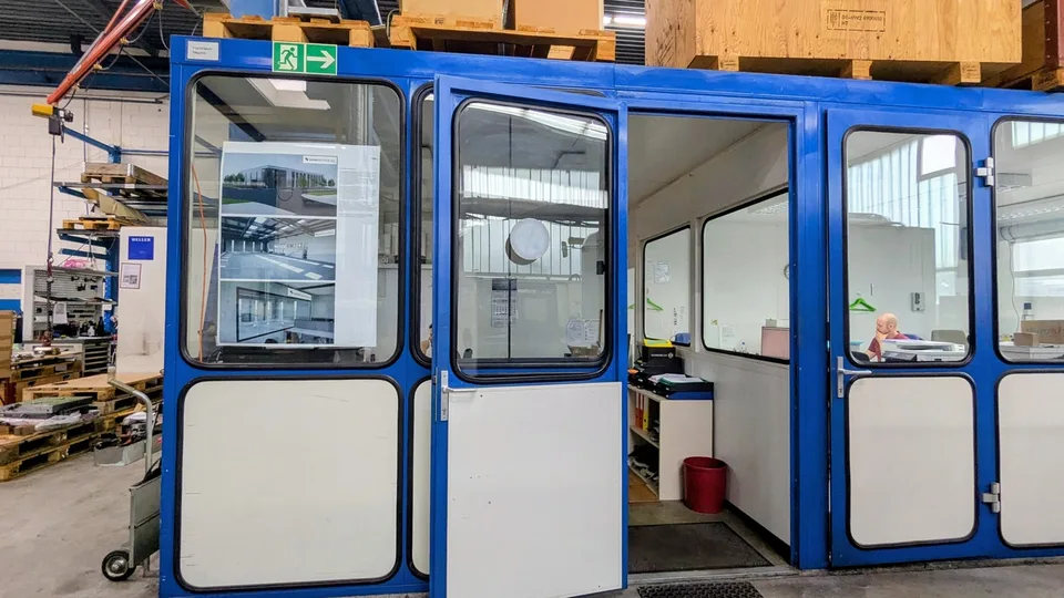 Vielseitige Gewerbefläche mit Werkstatt und Aussenfläche zu vermieten
