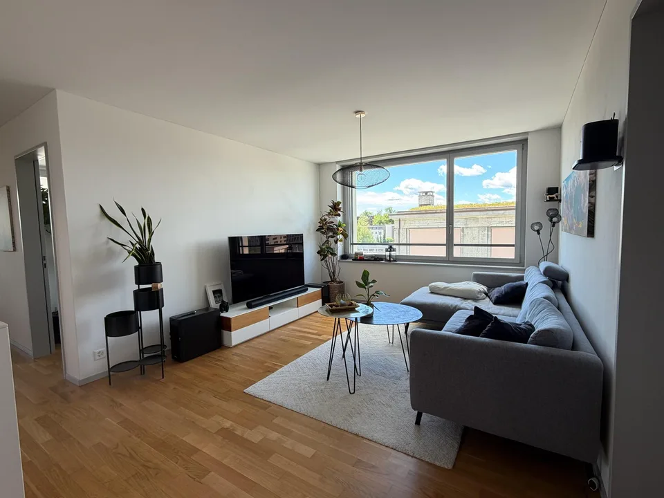 !BEFRISTET! Möblierte 3.5-Zimmer-Wohnung im modernen Papieri-Quartier