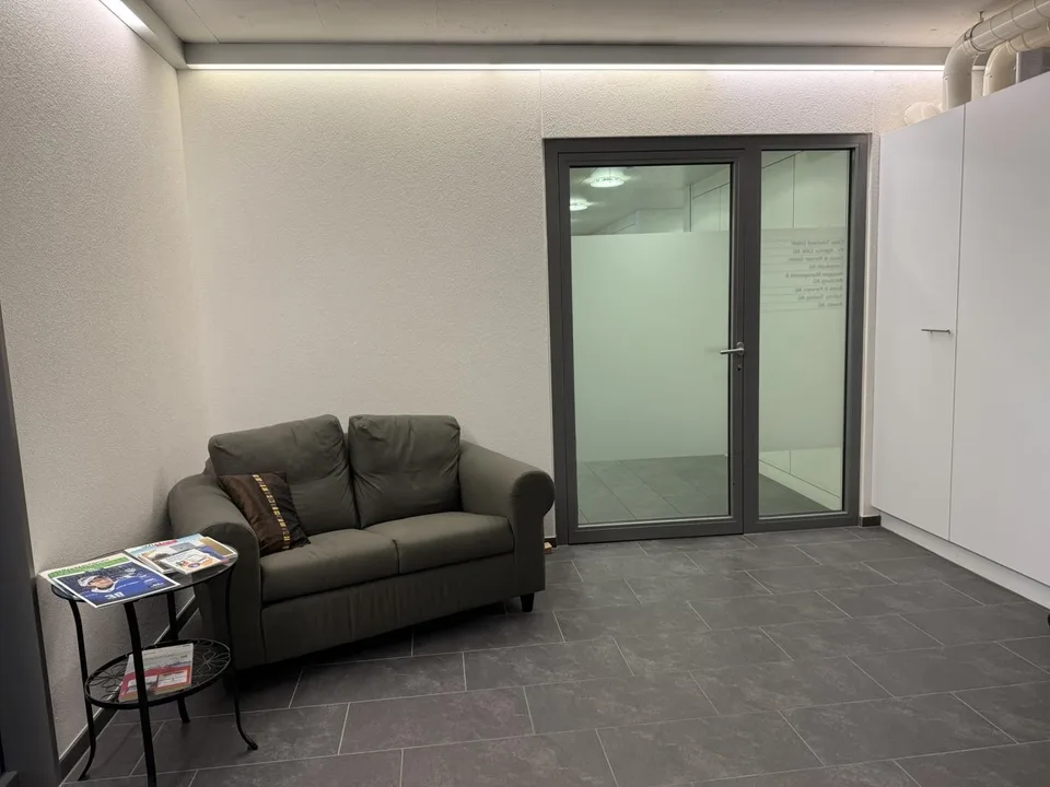 🏢 Modern Coworking Workspace | CHF 699/month | Chamerstrasse 176 Zug | Available Now
