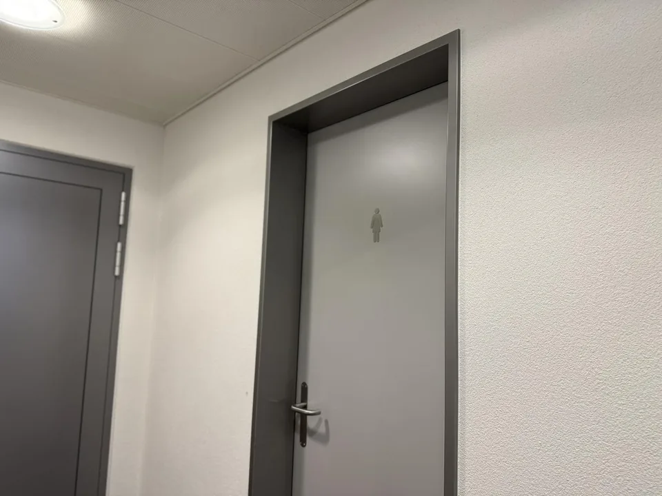 🏢 Modern Coworking Workspace | Chamerstrasse 176 Zug | Available Now – Foto 15 von 22