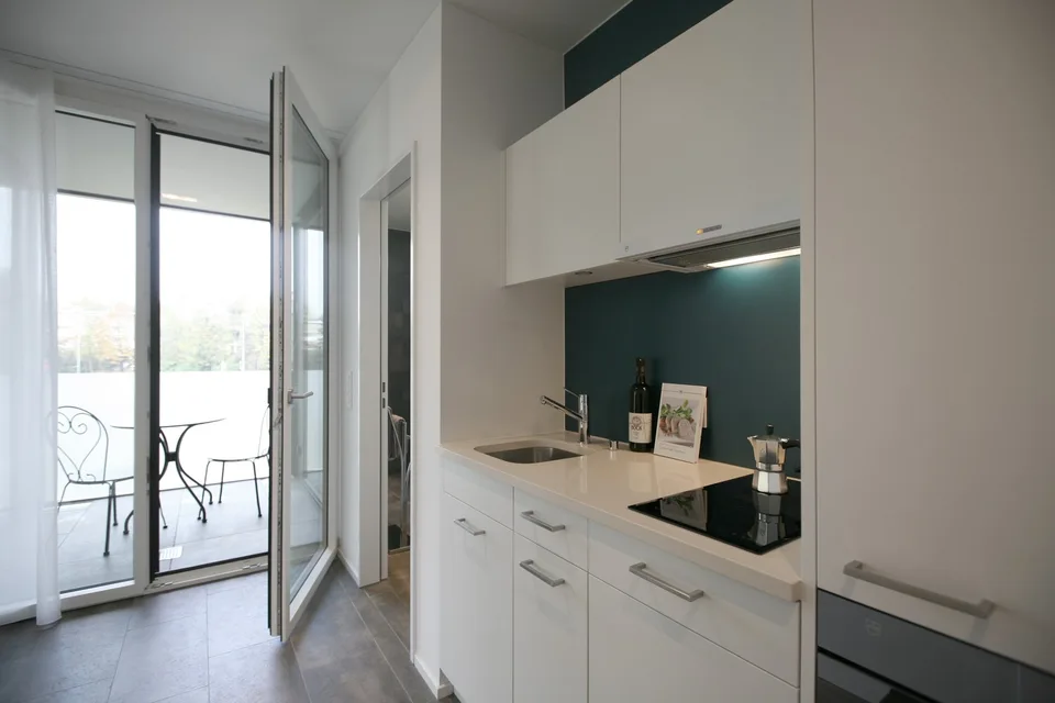 Grosszügiges Studio mit Loggia – modernes Wohnen