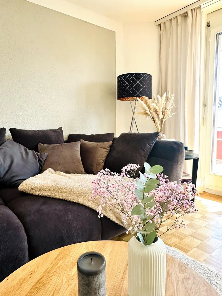 Teilmöbliertes Zimmer in entspannter 2er-WG mit viel Platz & 2 Balkonen in Dietwil