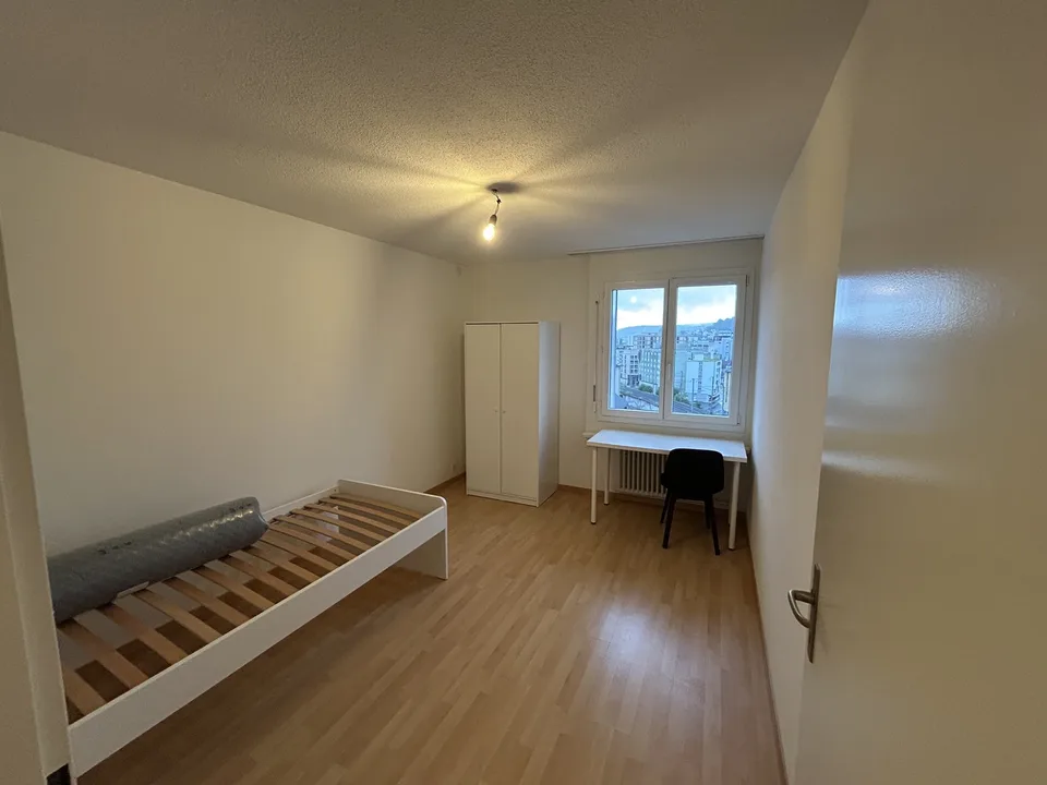 1 Room apartment close to Gersag Bahnhof