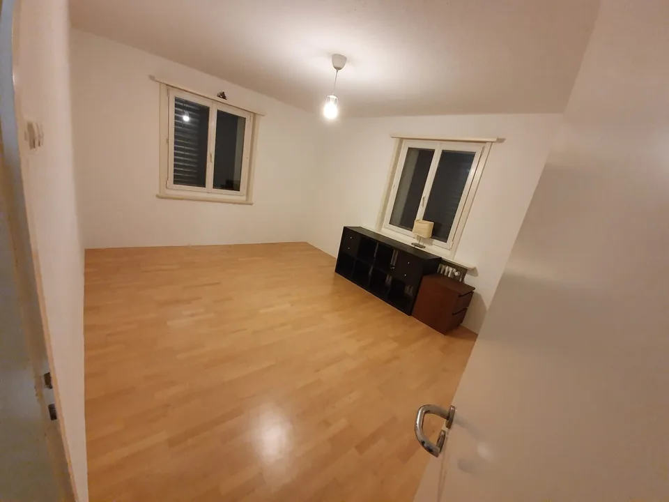 WG-Zimmer in Ebikon ab 01.10. – langfristige Mitbewohnerin / langfristiger Mitbewohner gesucht