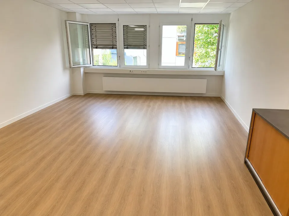 Büroräumlichkeit in Cham zu vermieten per 1. August 2026 oder nach Vereinbarung
