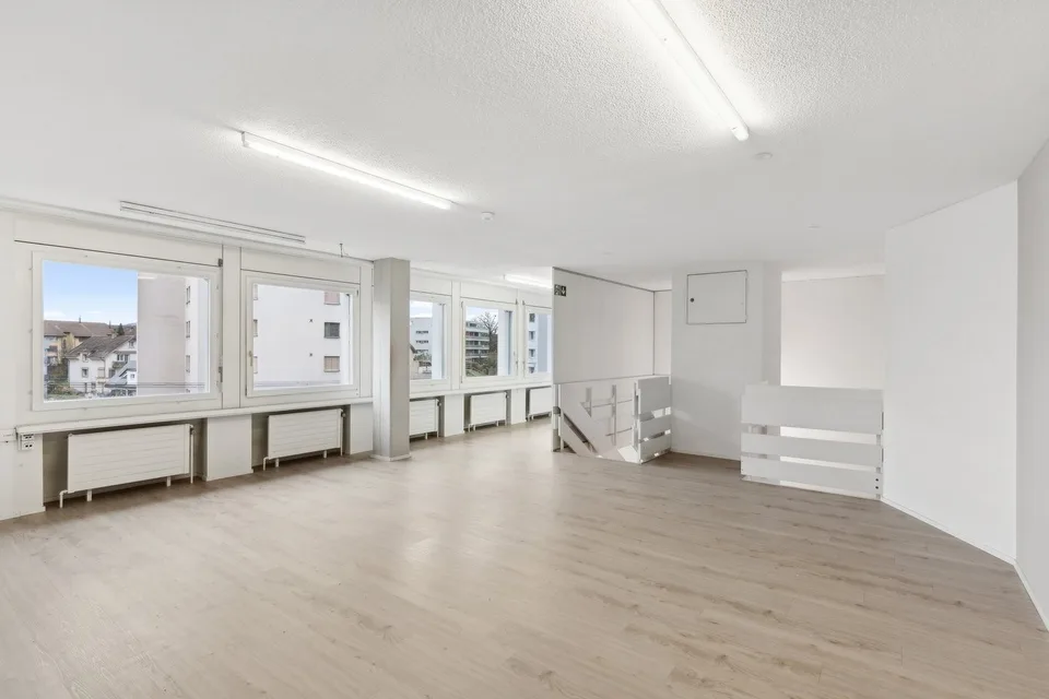 Ladenlokal / Büro-, Praxis- oder Schulungsräume zu vermieten – photo 6 sur 7