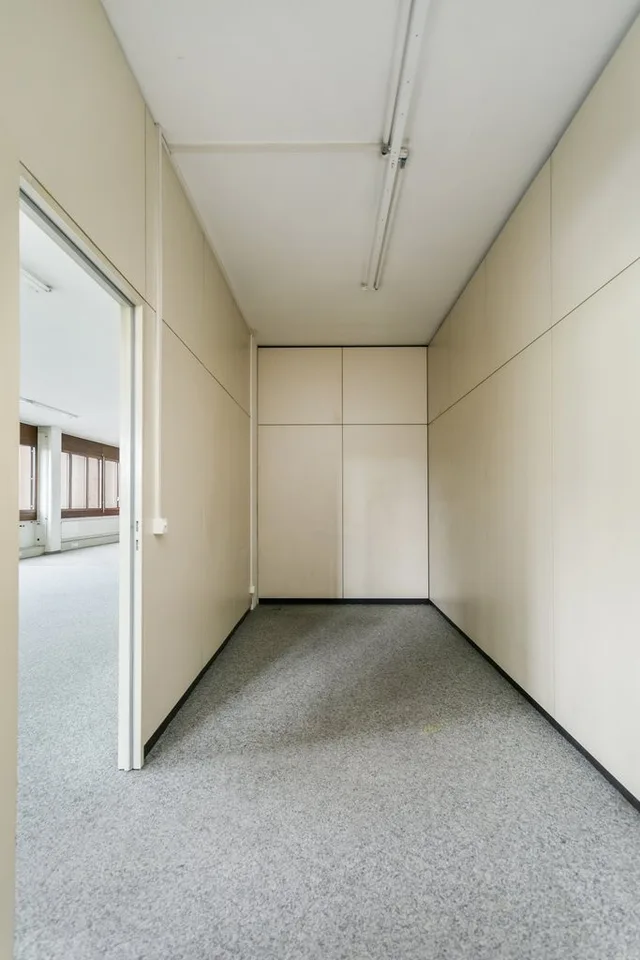 Bürofläche mit angrenzendem Lagerbereich – Foto 8 von 8