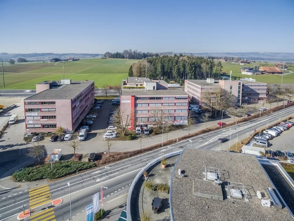 Bürofläche mit angrenzendem Lagerbereich