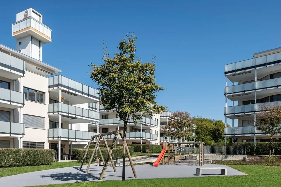 Motorradparkplatz zu vermieten