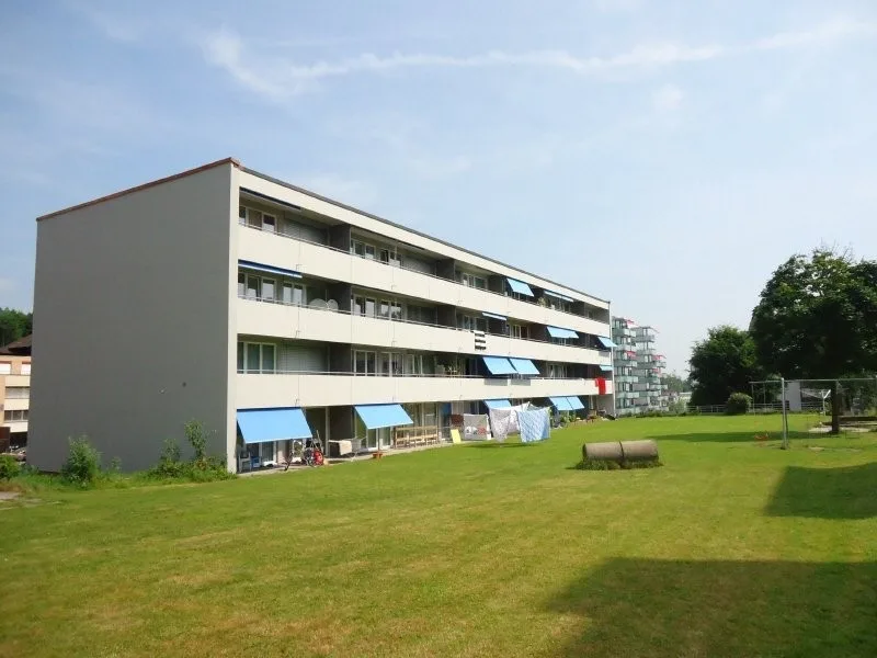 Einstellhallenplätze in Ebikon