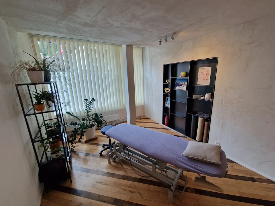 Therapie und Gewerbefläche mit Charakter an Toplage in LAAX-Murschetg