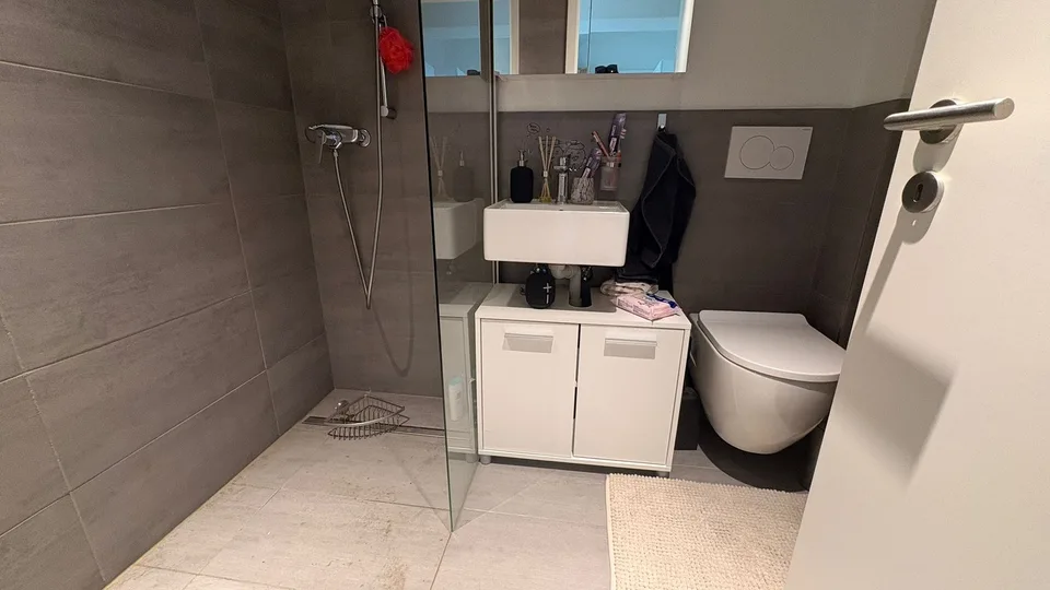 Bahnhofstrasse 29, 8762 Schwanden - CHF 1’180 inkl. NK pro Monat