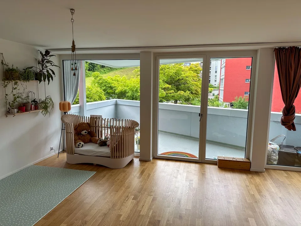 Stilvolle, hochwertig sanierte 4.5-Zimmer-Wohnung in Luzern, voll möbliert für ca. 12 Monate