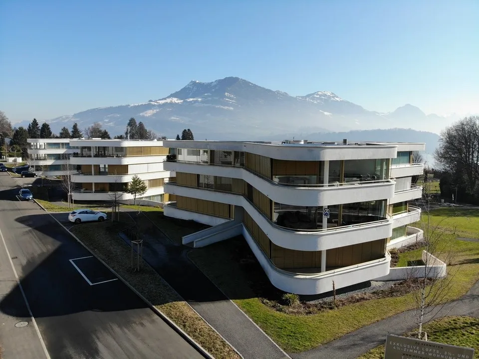 Parkplatz in der Einstellhalle zu vermieten