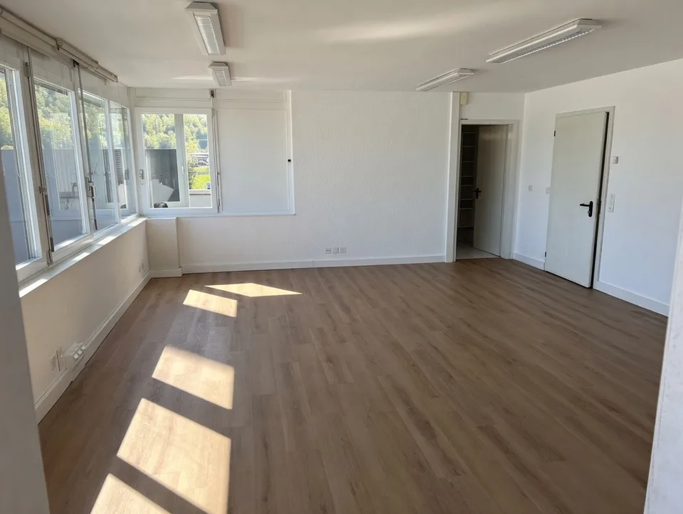 Büro / Atelier mit Badezimmer im Galgenried 6 in Stans zu vermieten