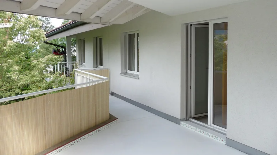Modernes 5 ½ Zimmer-Zweifamilienhaus in Top-Lage mit atemberaubender Bergsicht in Morschach