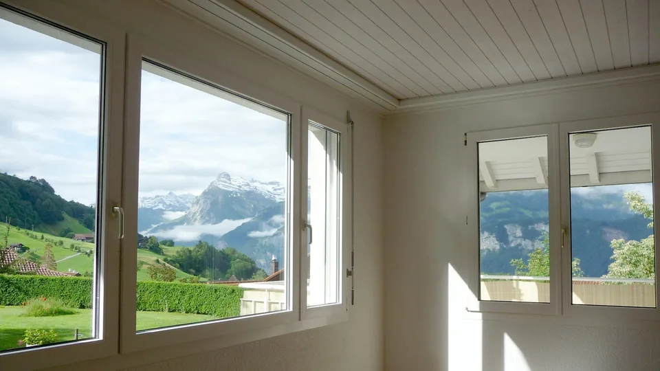 Modernes 5 ½ Zimmer-Zweifamilienhaus in Top-Lage mit atemberaubender Bergsicht in Morschach