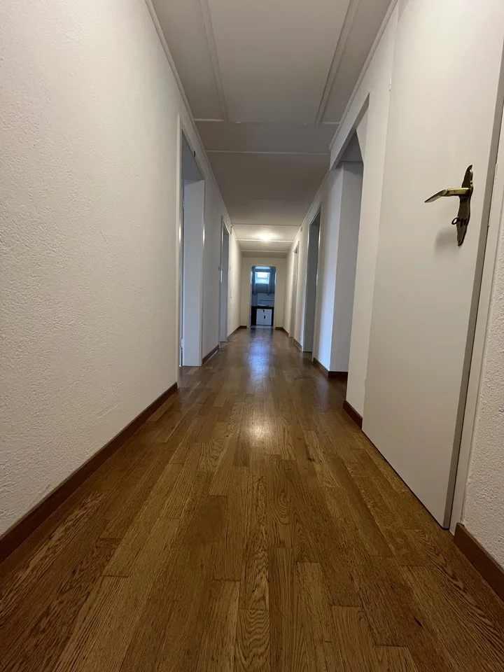 Möblierte WG-Zimmer zu vermieten