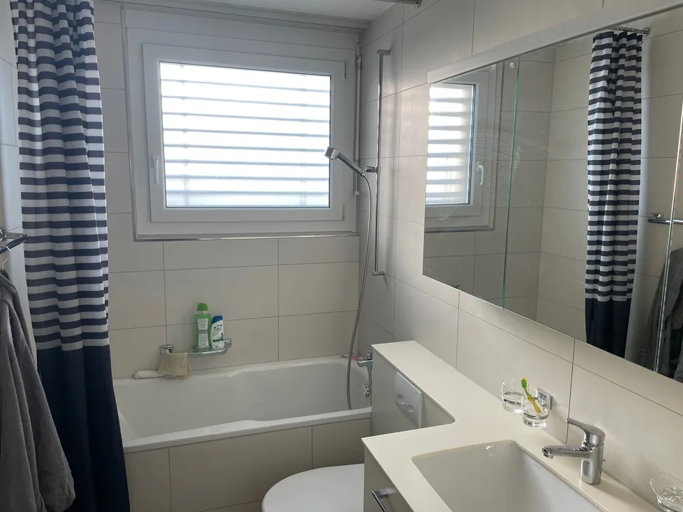 Zimmer in 2er WG Stadtnaher, grüner Umgebung.