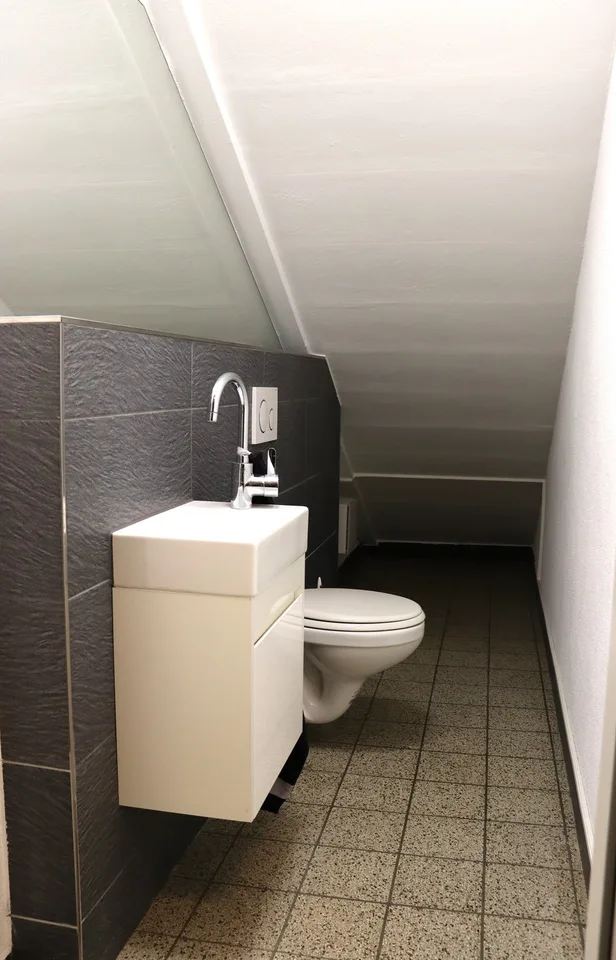 Vielseitiger Gewerberaum / Geschäftsraum ca. 22 m² in Kriens – photo 9 of 10
