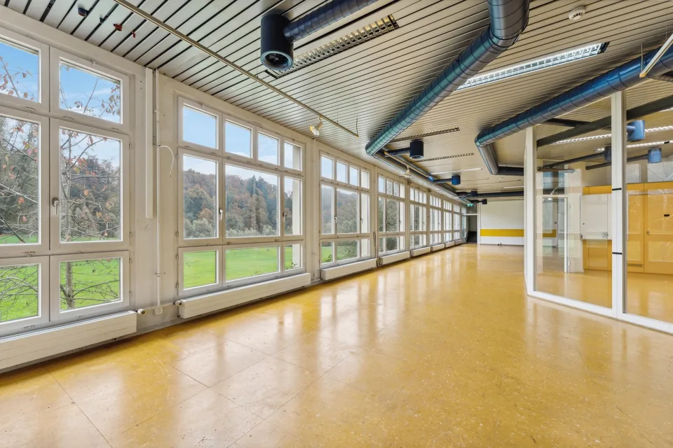 Attraktive Buro- und Gewerbeflaeche (625 m2) mit maximaler Flexibilitaet in Luzern-Littau