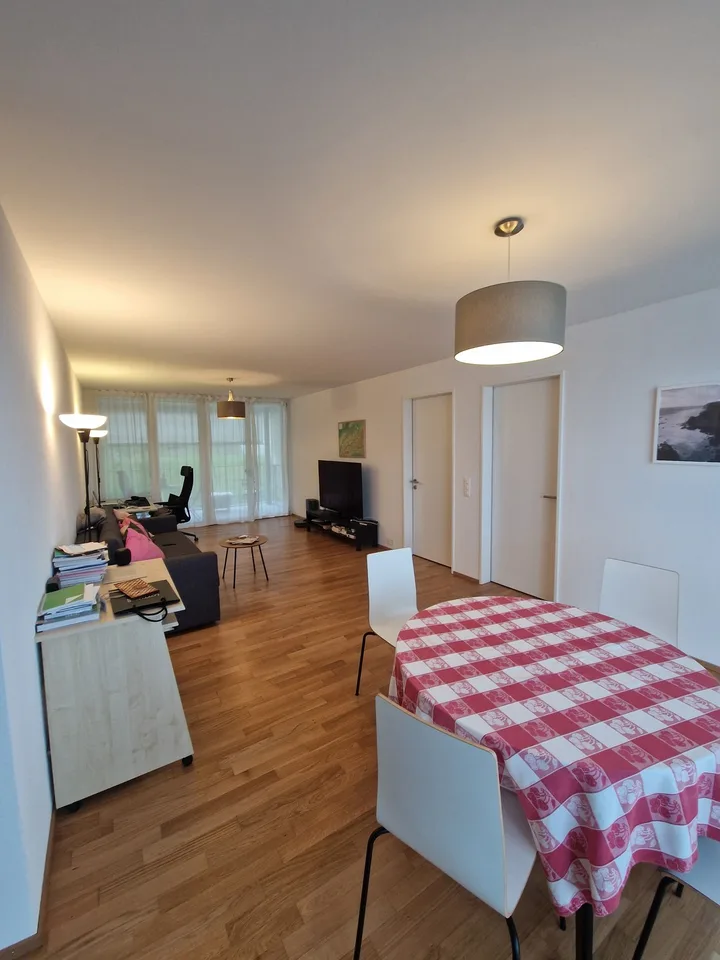 Moderne 2.5-Zimmer-Wohnung mit Balkon am Geissensteinring