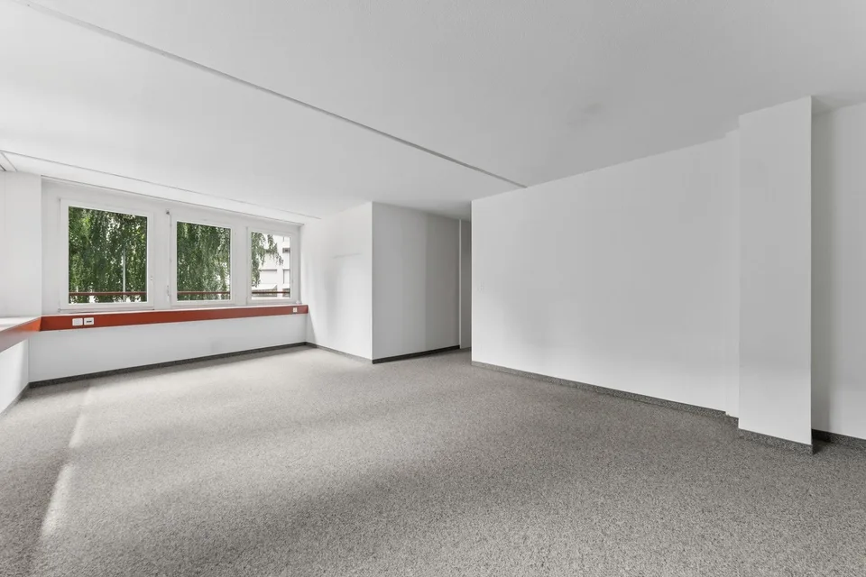 Flexible Büroflächen mit Entwicklungspotenzial an zentraler Lage – Foto 25 von 30