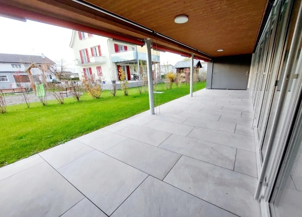 2½-Zimmer-Gartenwohnung mit grosser Terrasse