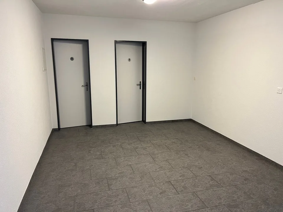 Helles Büro in Huttwil – ideal für Dein Business