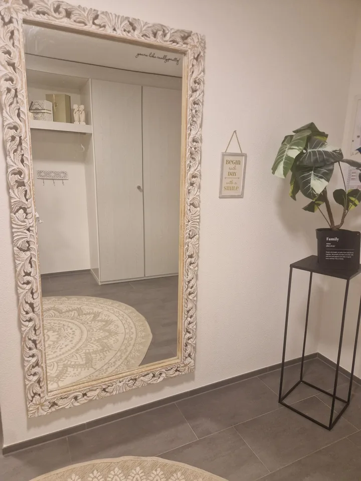 Fraue WG-Zimmer in Sempach