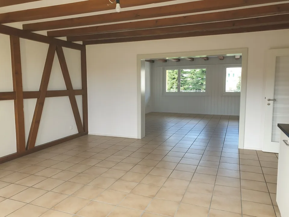 Grosszügige 5.5-Zimmer-Wohnung – 150 m² Wohnfläche mit Komfort und Raum