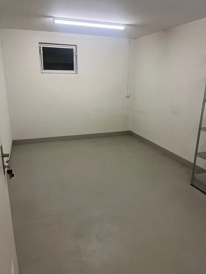 Lagerraum/Hobbyraum/Büro