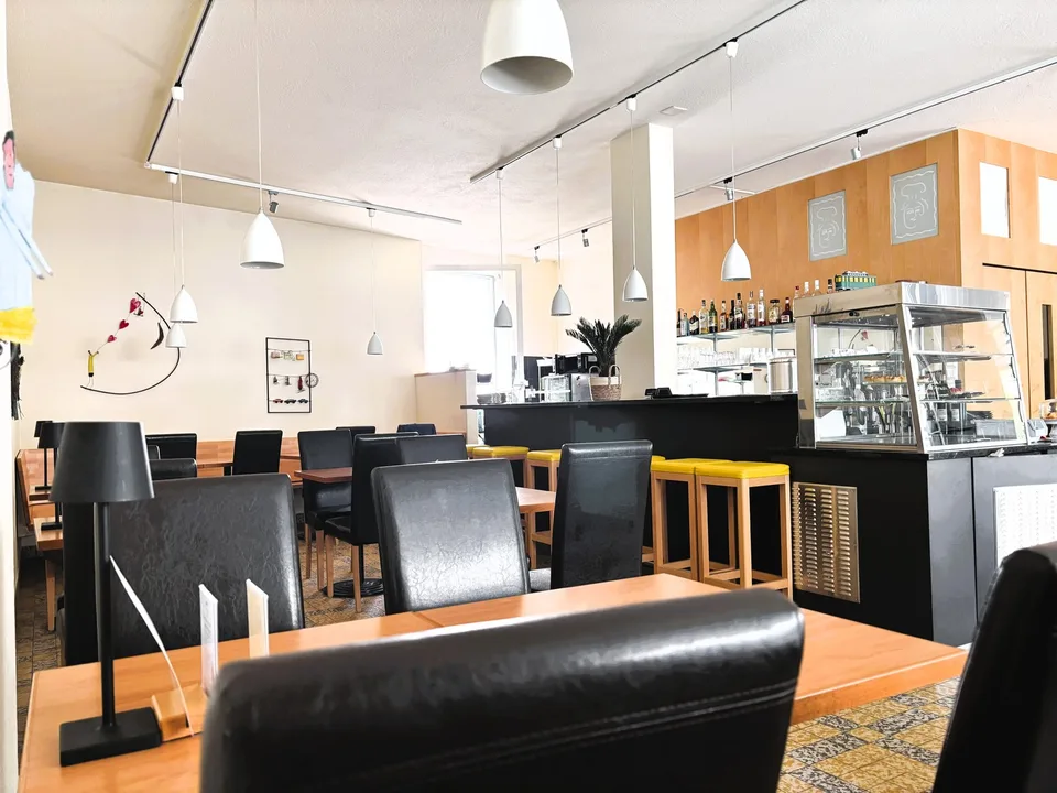 Charmantes Café an Toplage in Riehen sucht Gastgeber