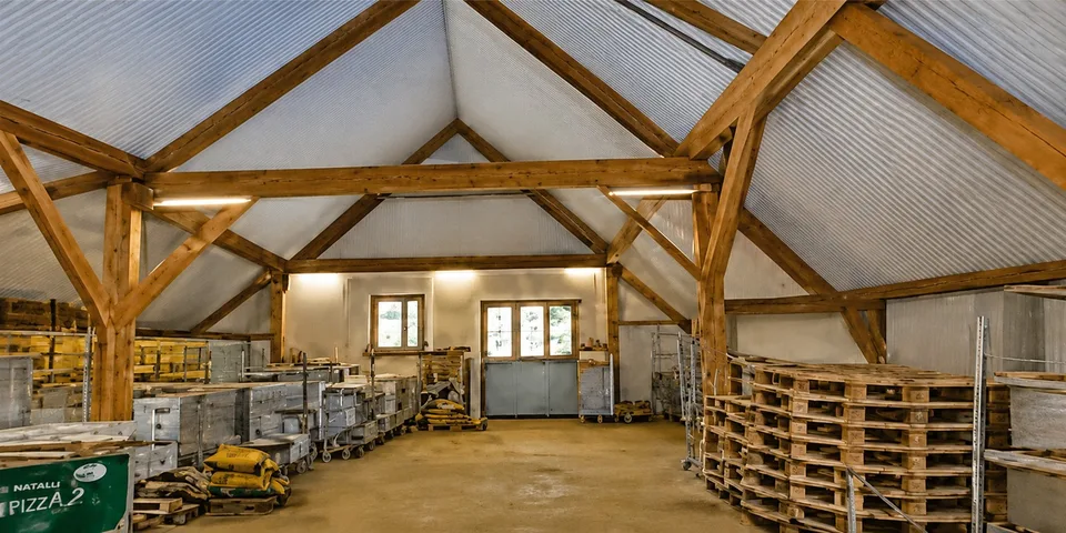 Grosser Lagerraum zu vermieten