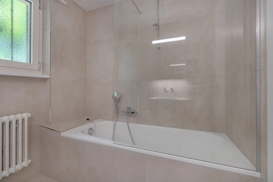 renovierte 5.5-Zimmer-Doppeleinfamilienhaushälfte mit Garten, Balkon und Terrasse in Egliswil AG