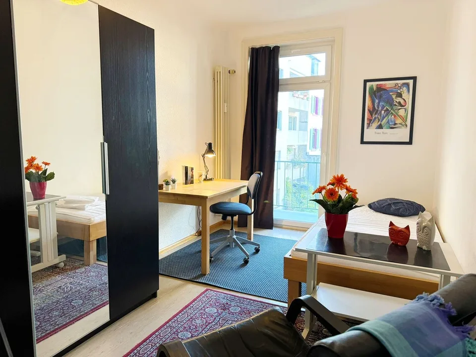 Furnished Room with Private Balcony – Kleinbasel – CHF 795 all-inclusive