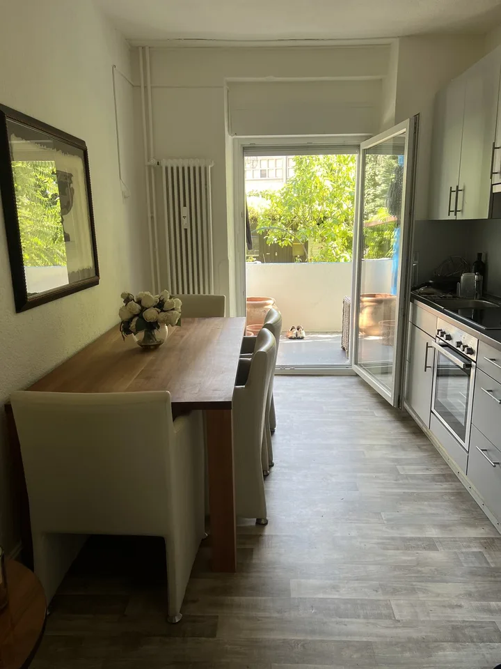 Ruhige Garten Wohnung 5 Min. zu Fuss bis zum Rhein