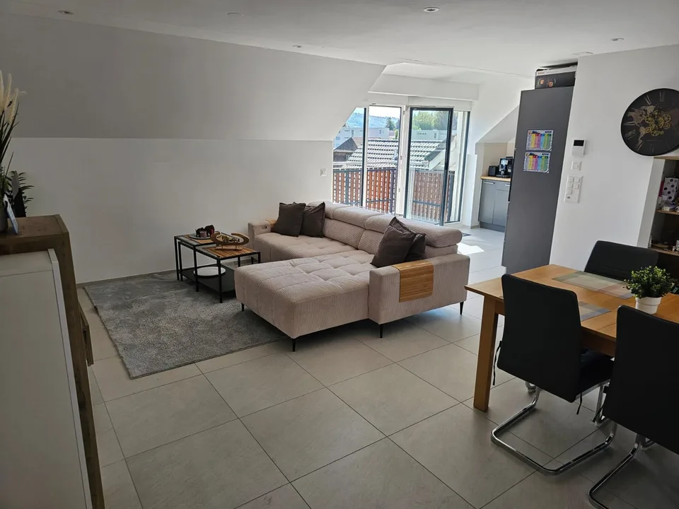 Wunderschöne Maisonette-Duplex Wohnung mit Blick ins Grüne