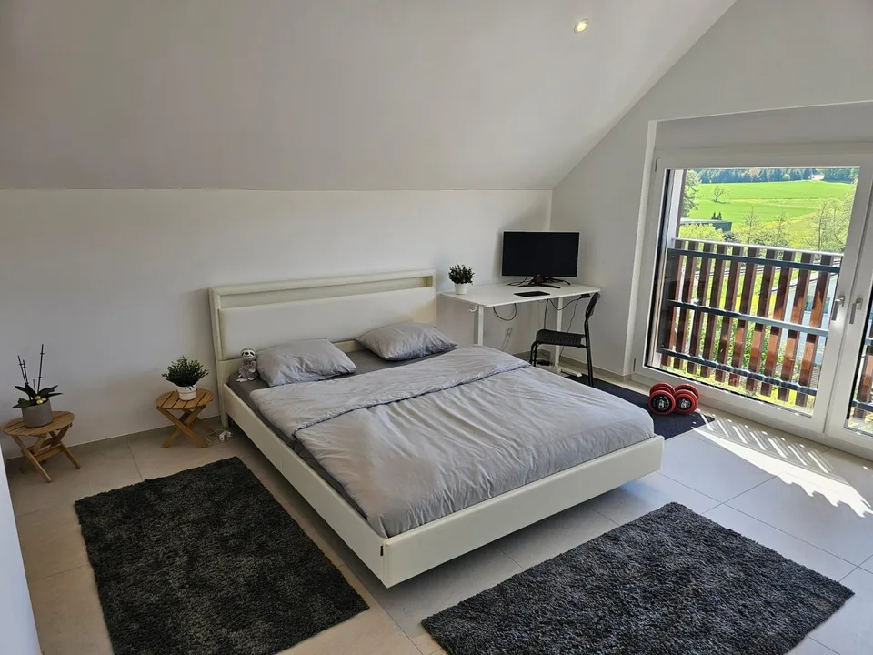 Wunderschöne Maisonette-Duplex Wohnung mit Blick ins Grüne