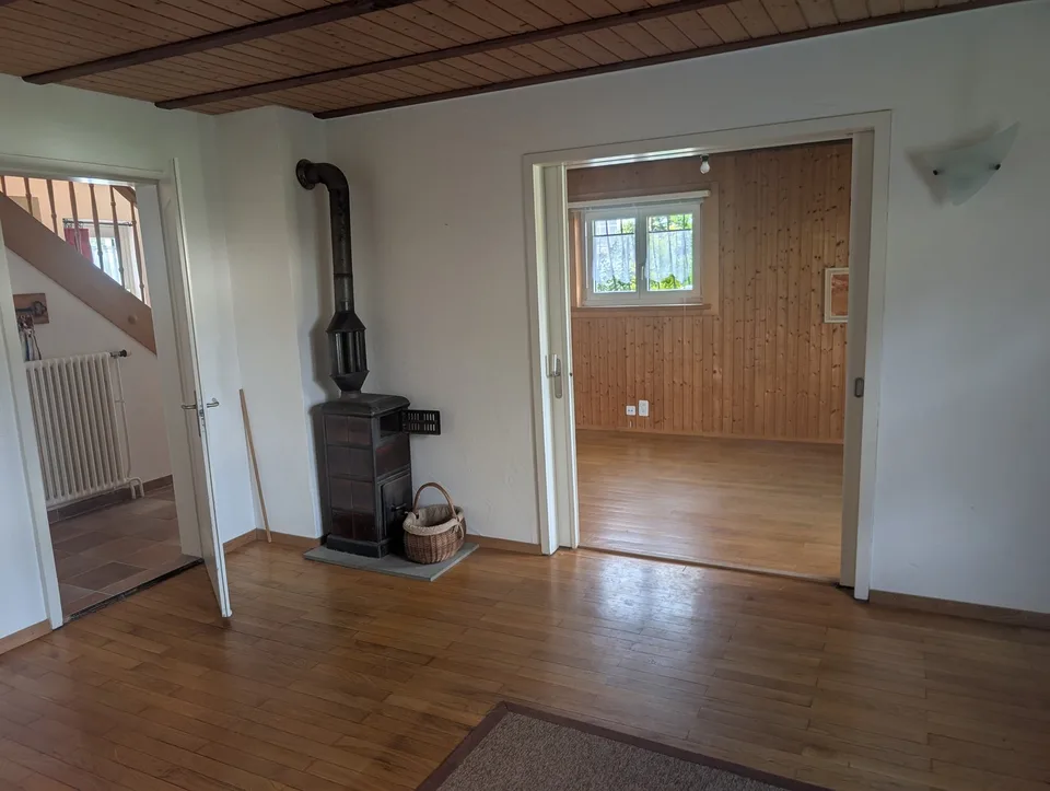 freistehendes EFH mit grossem Garten und Nebenräumen