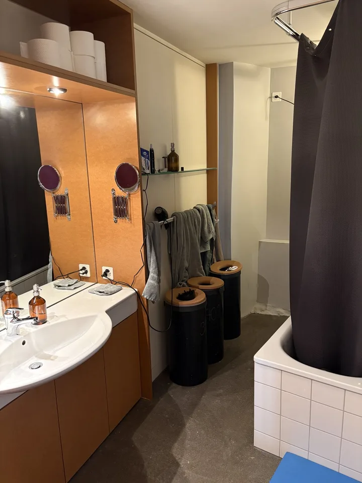Charmante 3.5-Zimmer-Maisonettewohnung in historischem Gebäude – Brugg AG