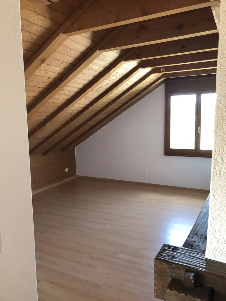 Dachwohnung in Hausen AG